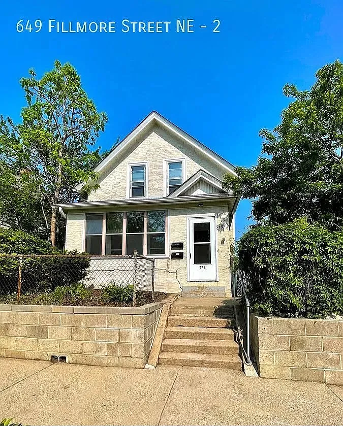 649 Fillmore St NE — Photo 2