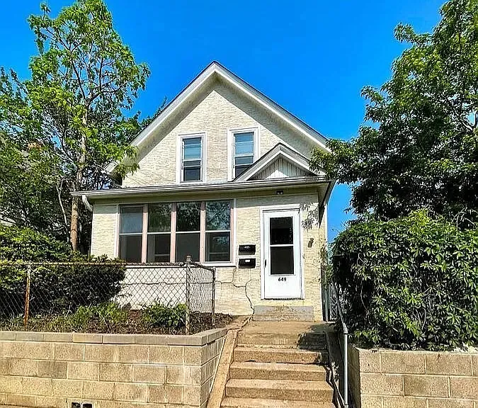 649 Fillmore St NE #2 — Photo 2