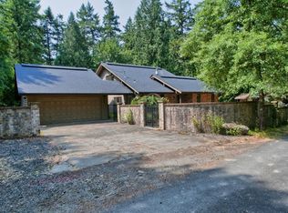 3941 Boston Harbor Rd NE, Olympia, WA 98506