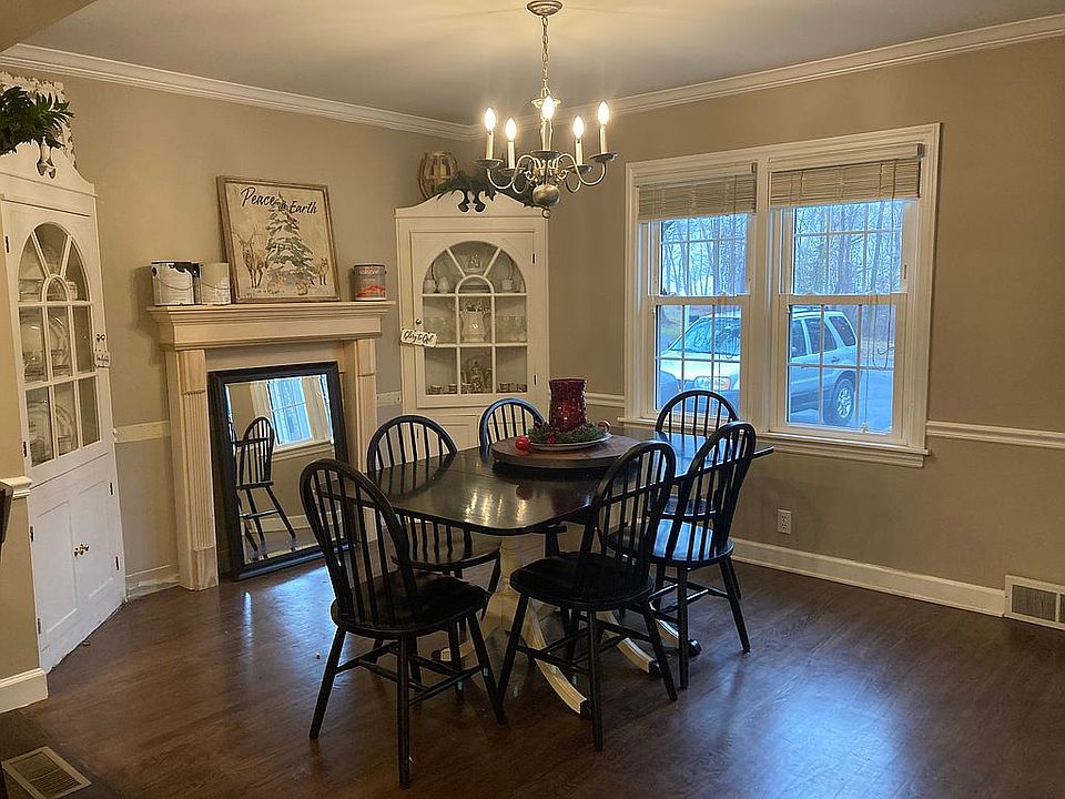 2nd image of 5514 Spring Park Dr