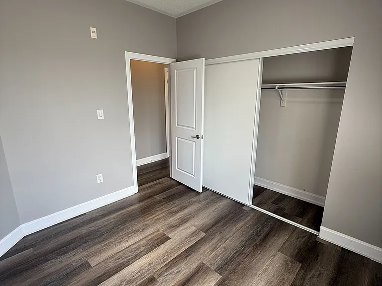 263 Georgian Dr #301 — Photo 23