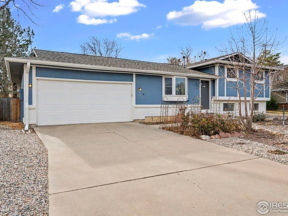 3rd image of 502 Honey Locust Dr