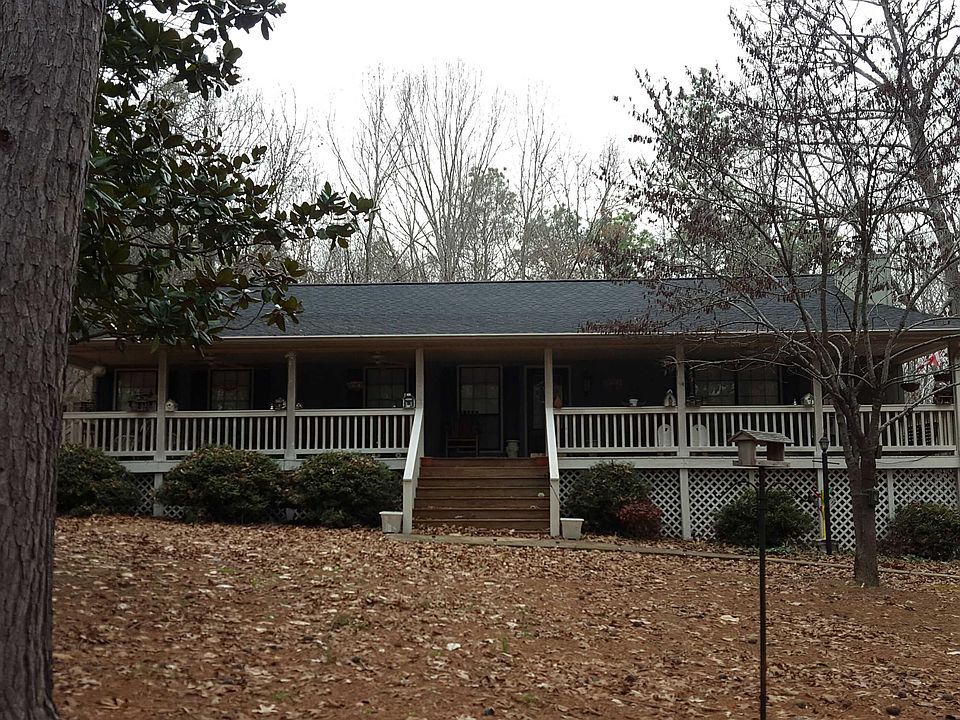 1st image of 120 Hillside Cir