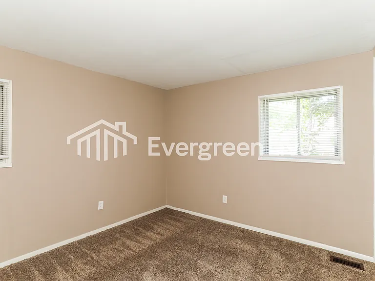 2445 Schon Dr — Photo 9