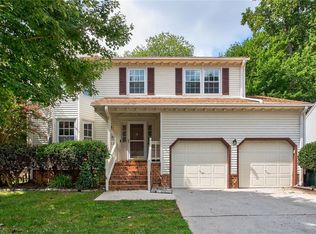 911 Edgewater Dr, Newport News, VA 23602