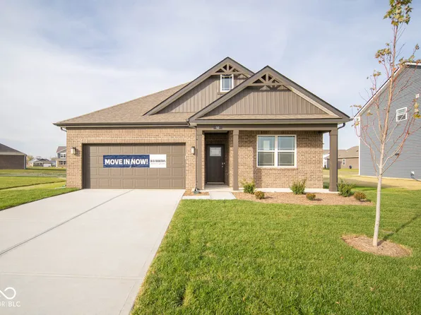 50 Varner Dr, Whiteland, IN 46184