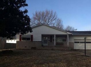 808 Branson Park Dr, Muskogee, OK 74403