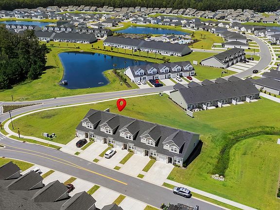 2nd image of 5066 Georgetown Dr. #5066