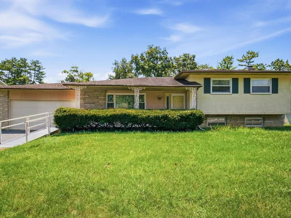 5417 Walshire Dr, Columbus, OH 43232