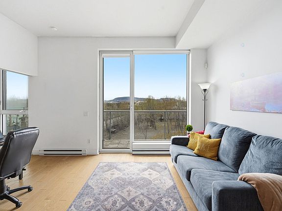 5th image of 2530 Place Michel Brault #611