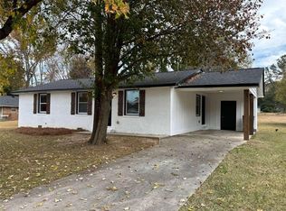 119 House Cir, Carrollton, GA 30117