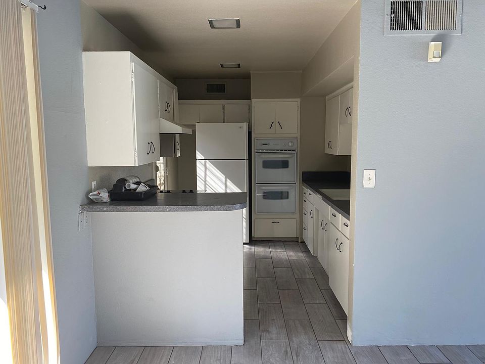 1st image of 46045 Ocotillo Dr APT 2