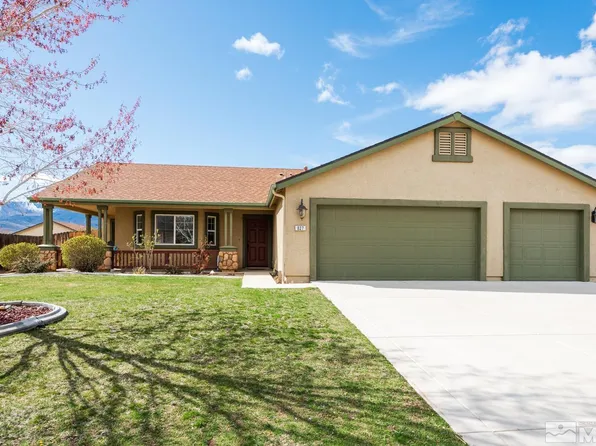 827 Reggie St, Dayton, NV 89403