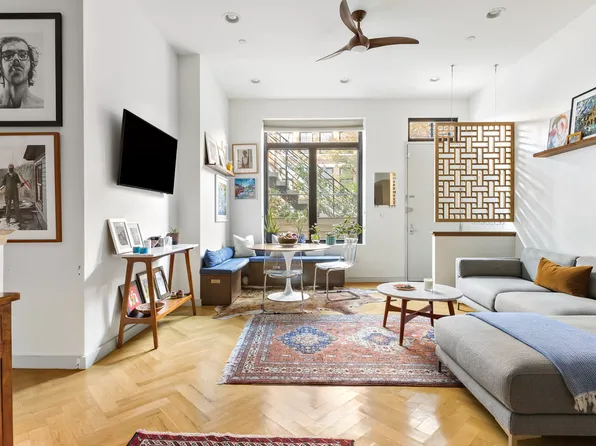 260 Greene Ave #1, Brooklyn, NY 11238