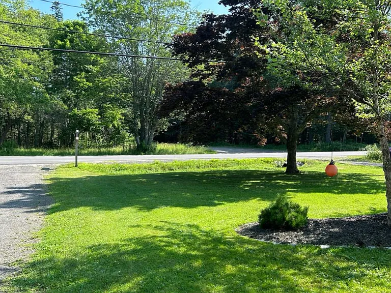 515 N Shore Dr — Photo 16
