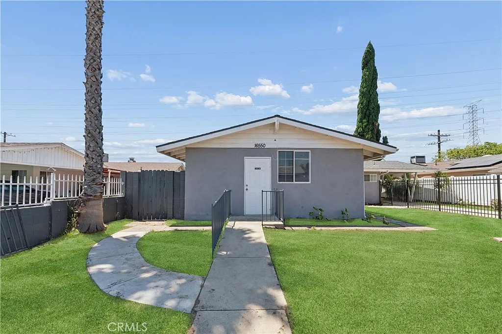 4 bed, 1346 sqft, $4,500 — Photo 1