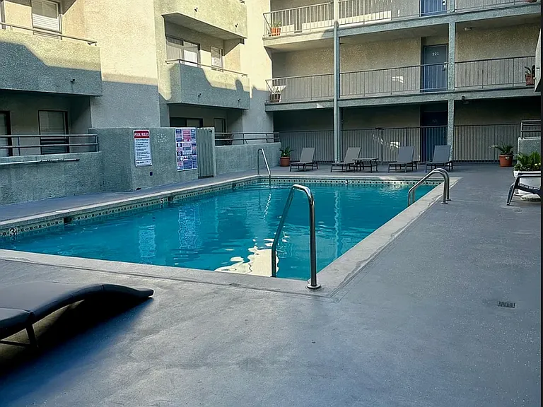7319 Sepulveda Blvd #119 — Photo 9