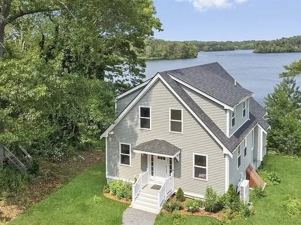 29 Bumpus Rd, Plymouth, MA 02360