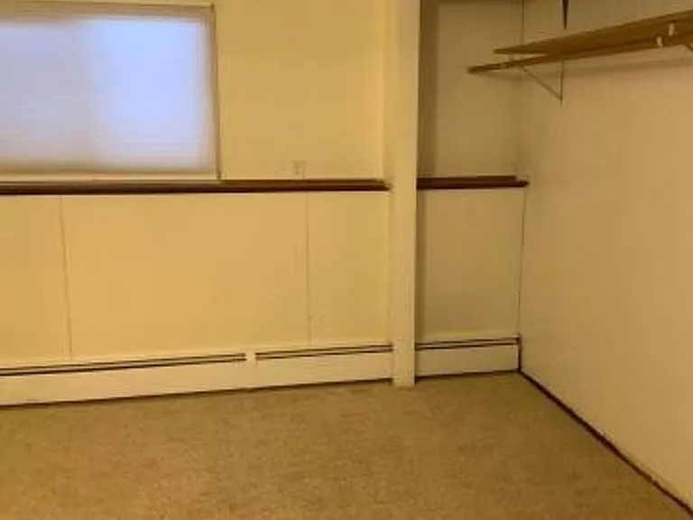 4010 Crosson Dr — Photo 11
