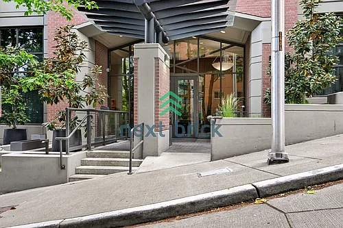 1420 Terry Ave #906 Photo 1