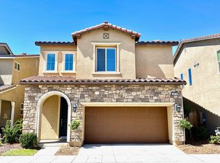 6074 E Brick Dr, Fresno, CA