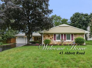 45 Abbott Rd, Somerset, NJ 08873