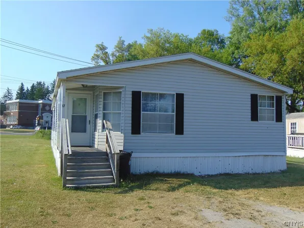 17 Bell Ln, Freeville, NY 13068