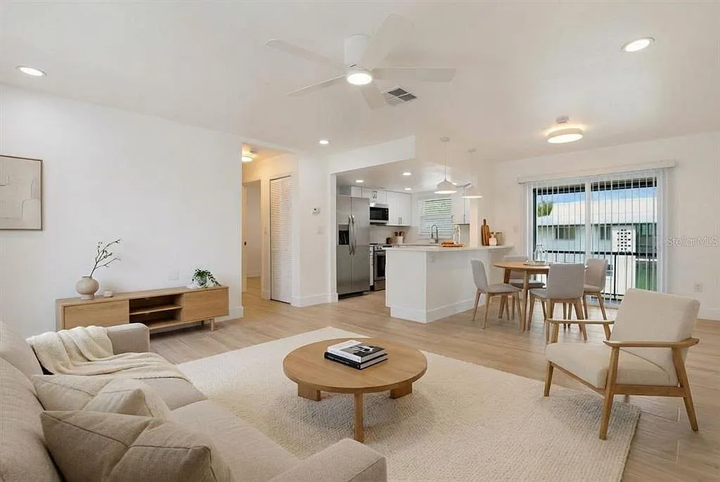 2 bed, 1.0 bath, 850 sqft, $1,495 — Photo 1