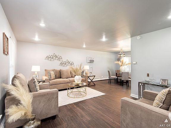 5th image of 4238 Applewood Ln