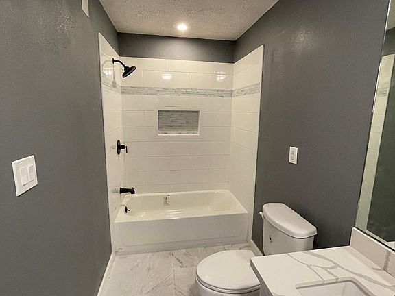 5th image of 4270 Arthur Ln