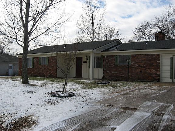 R. Front of the House