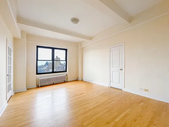 166 2nd Avenue image 1 of 6