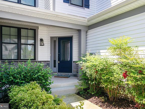 5th image of 8631 Saint Anthony Dr