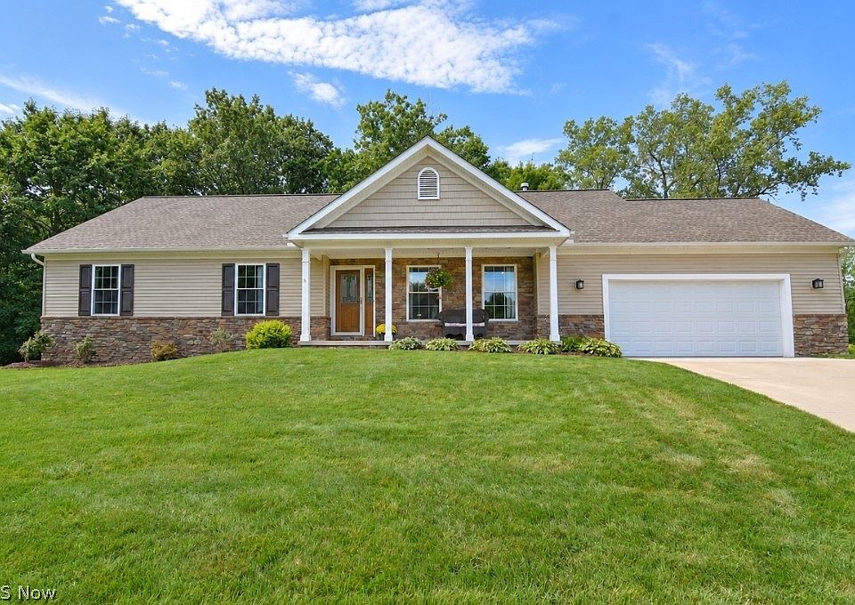 1st image of 2316 Green Ridge Dr