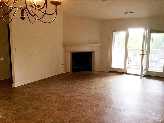 3rd image of 1945 Waterstone Blvd APT 205