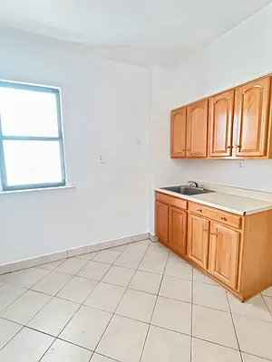 Rented by Keller Williams NYC | media 3