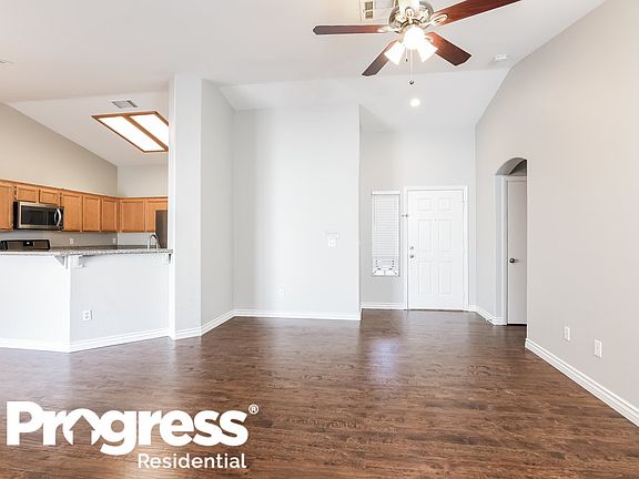 4th image of 5245 French Lavender St
