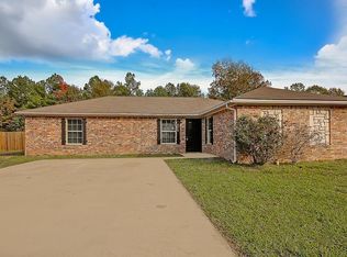 228 Casey Rd, Lufkin, TX 75901