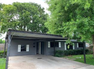 2101 Kingsdale Dr, Deer Park, TX 77536