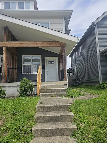 2033 Carrollton Ave Photo 1
