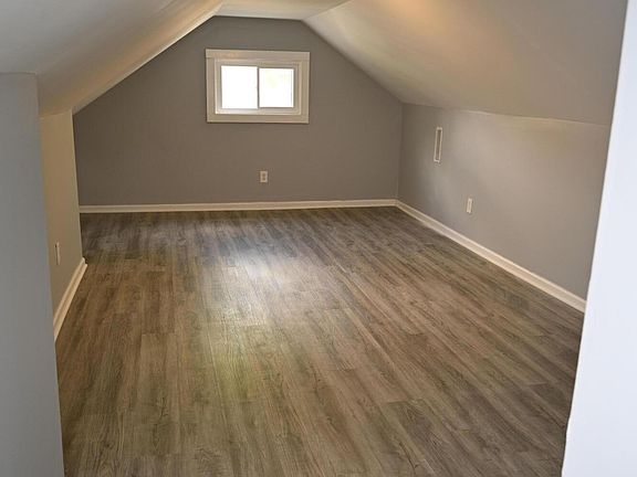 4th image of 399 S Eureka Ave