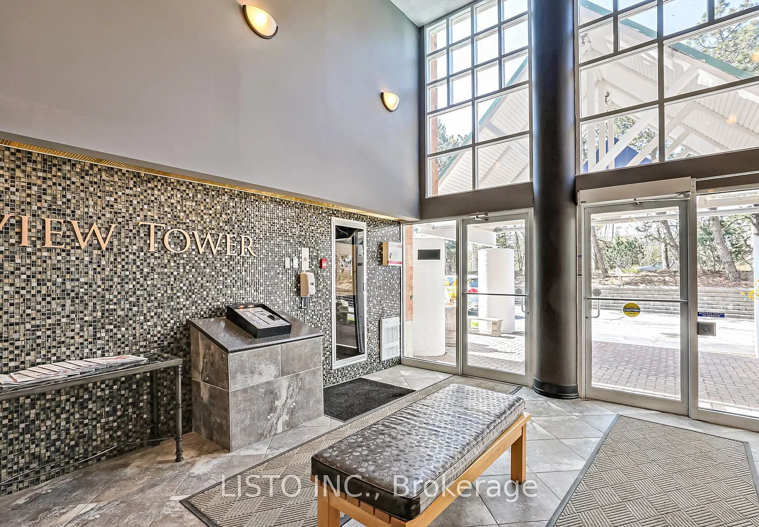 2 bed, $3,200 — Photo 4