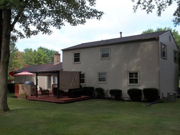 2nd image of 616 Marseille Cir