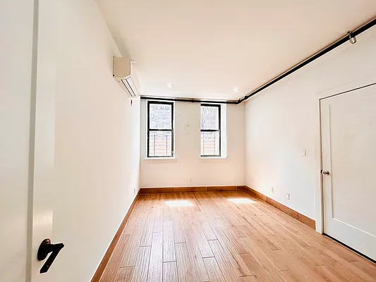 Rented by GROOME REALTY LLC | media 26