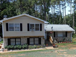 909 Douglas Ct, Norcross, GA 30093