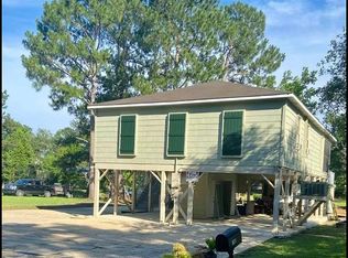 32770 Cypress Dr, Springfield, LA 70462