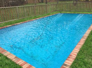 9 Harbor Blvd, East Hampton, NY 11937