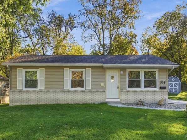 908 N East St, Fenton, MI 48430
