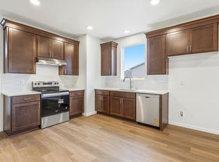 409 Amberly Ave, Grandview, WA 98930