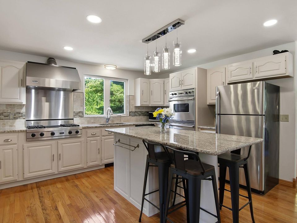 1st image of 26574 White Pine Ave N
